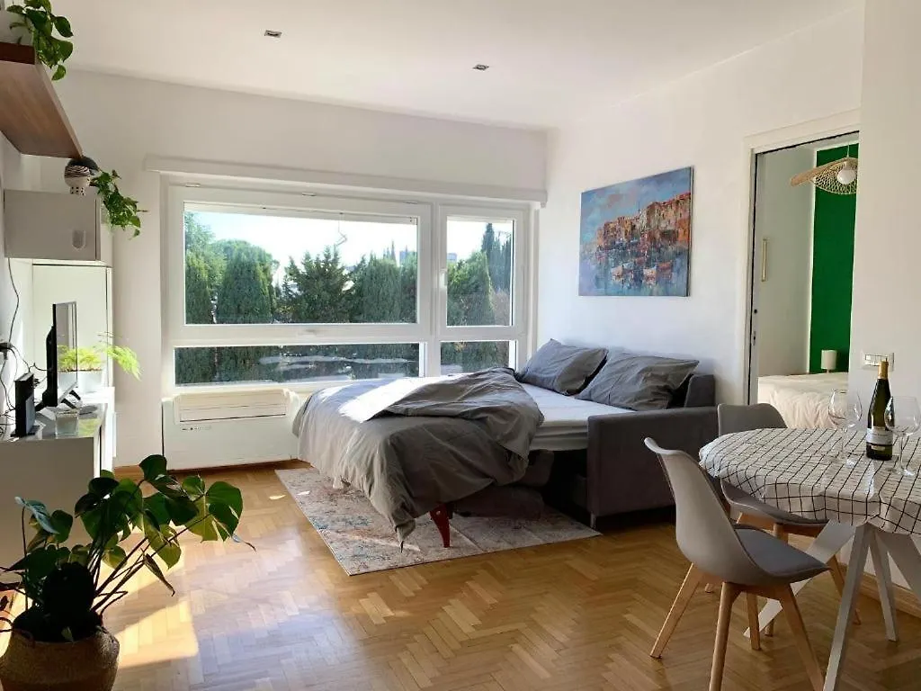 Aurelia House Garden Apartment Rome