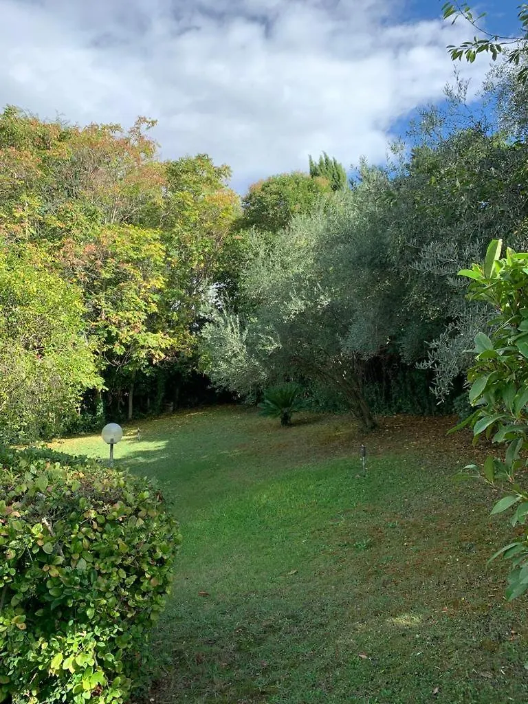 Aurelia House Garden Apartment Rome
